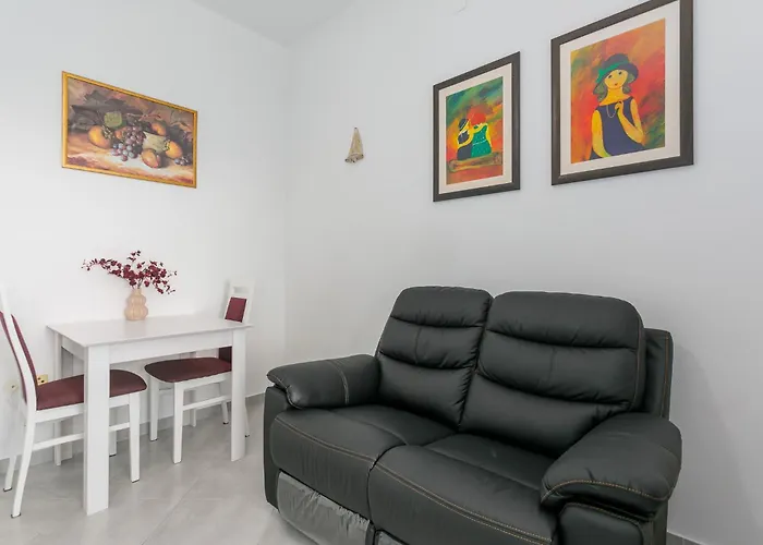 Apartments Delfin