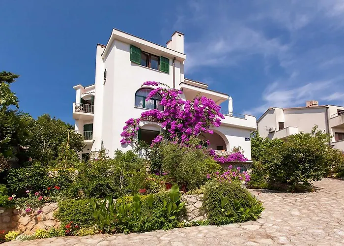 Apartments Delfin