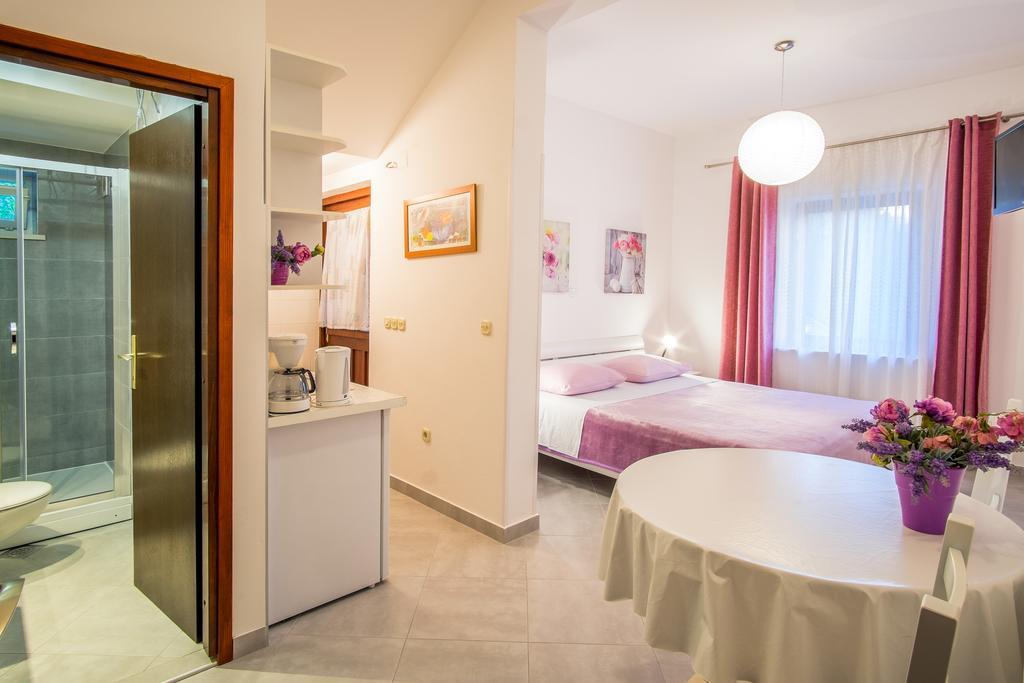 Delfin Apartamento Krk Town